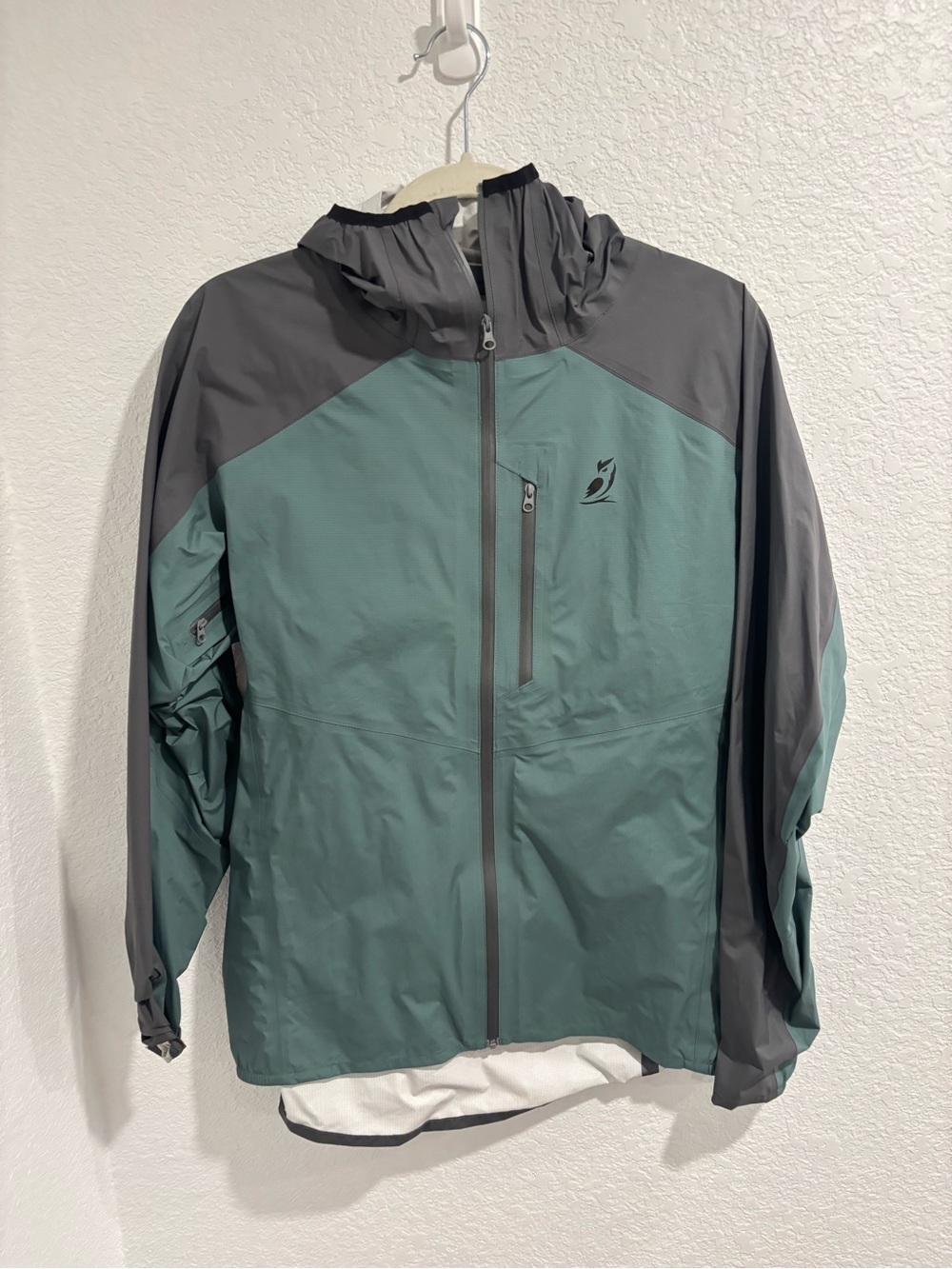 Outdoor Vitals Tushar Ultralight Rain Jacket Men’s S / Women’s M